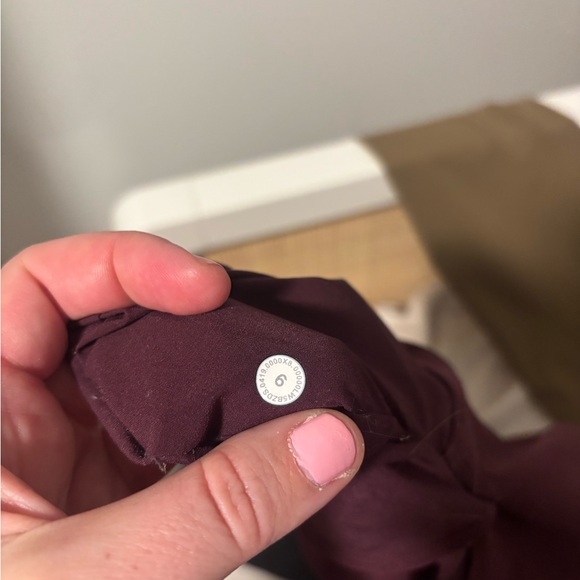 LULULEMON On The Fly Jogger Dark Adobe Pants Size 6 - Picture 9 of 12